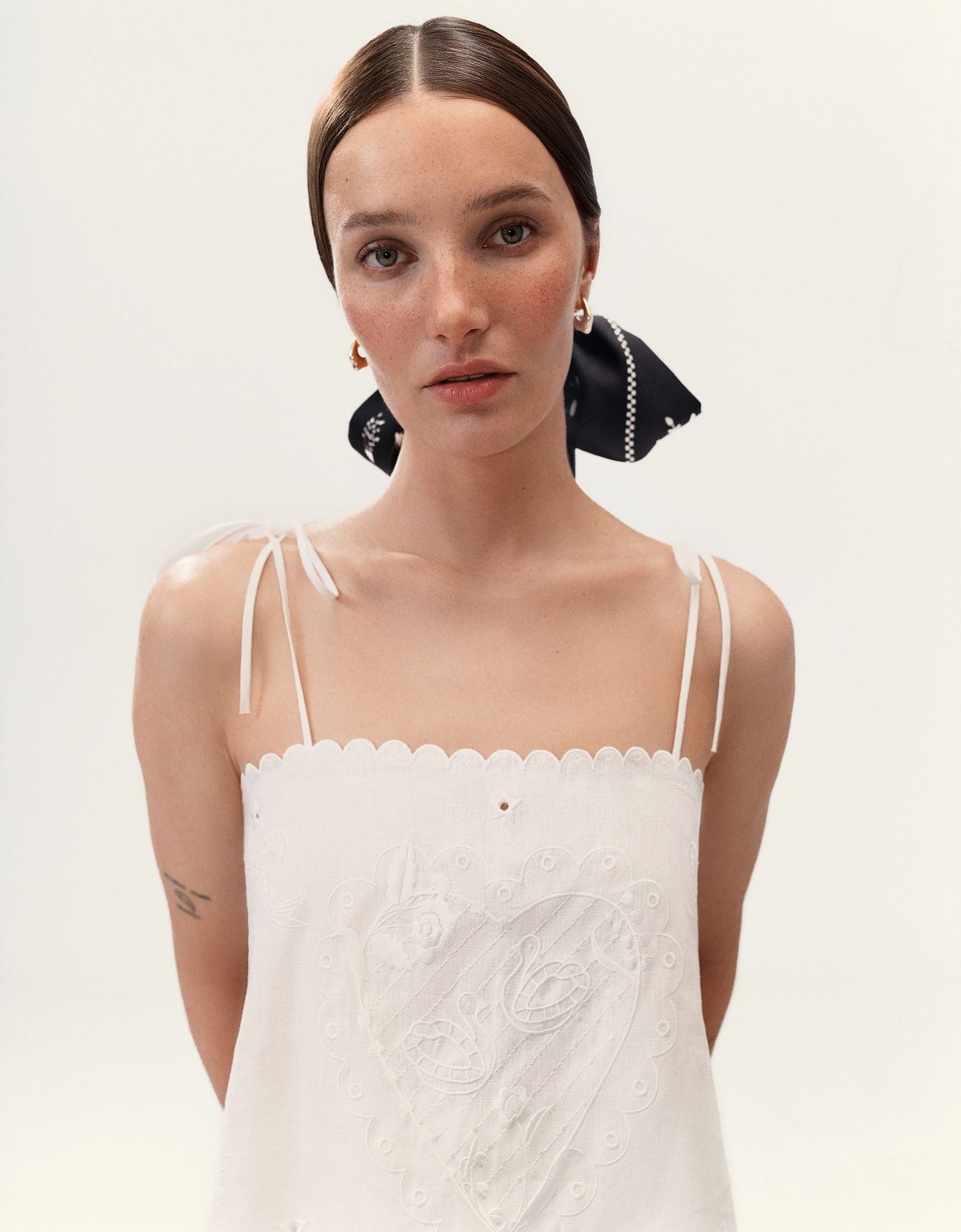 Lybid Scarf Top in Cream