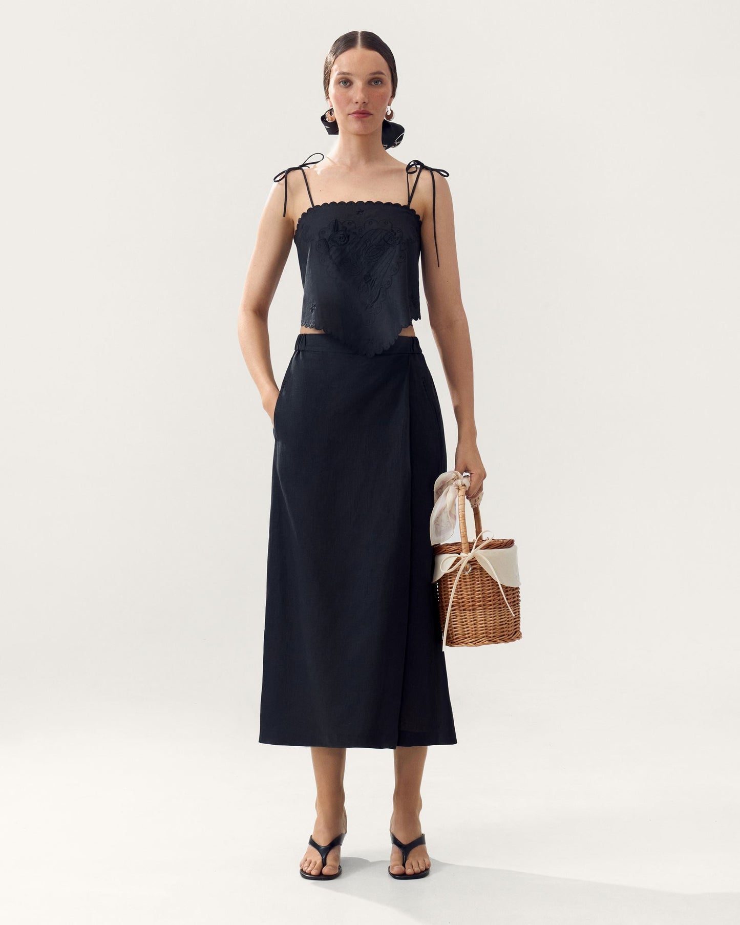 Skirt-Like Naive Trousers