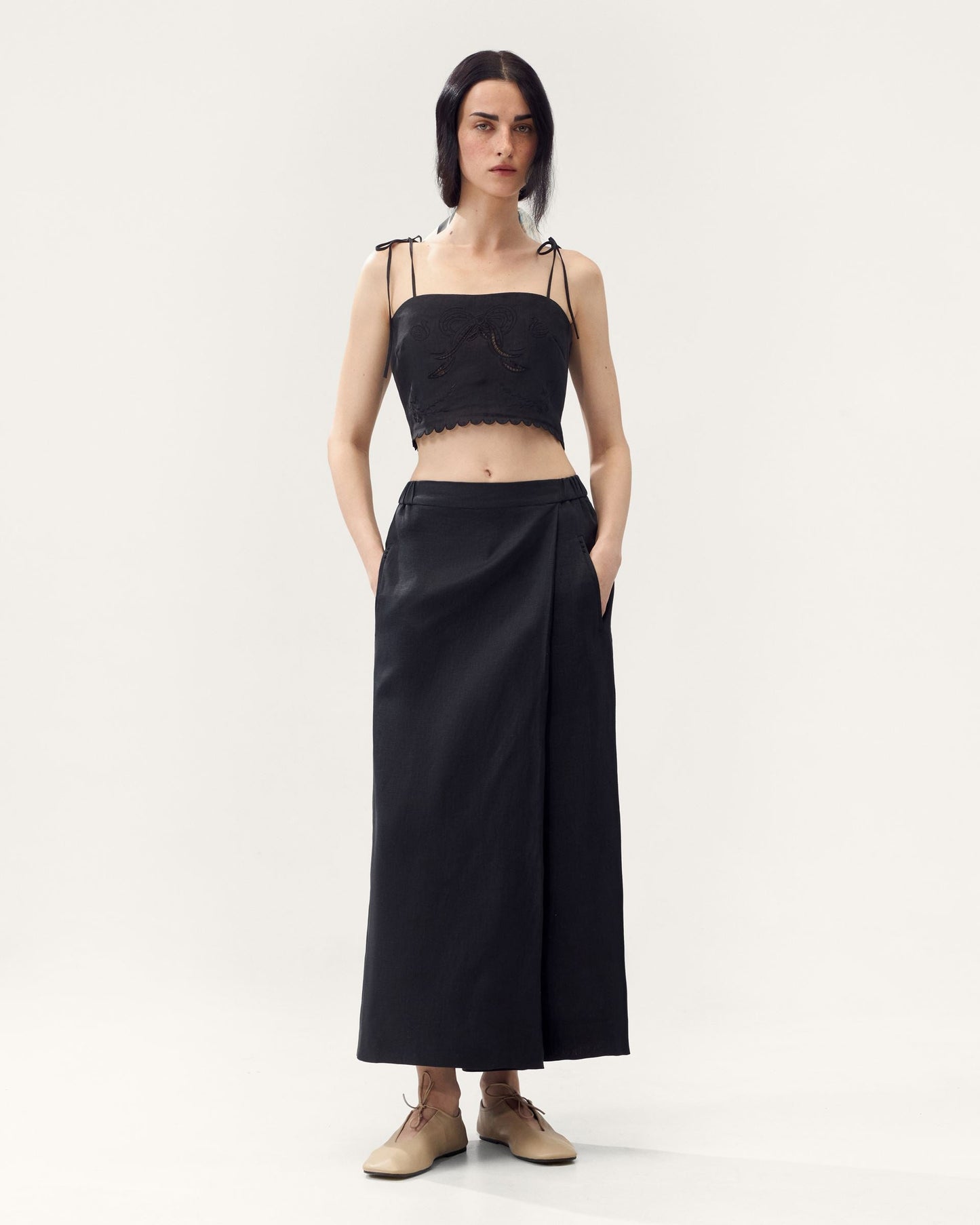 Skirt-Like Naive Trousers