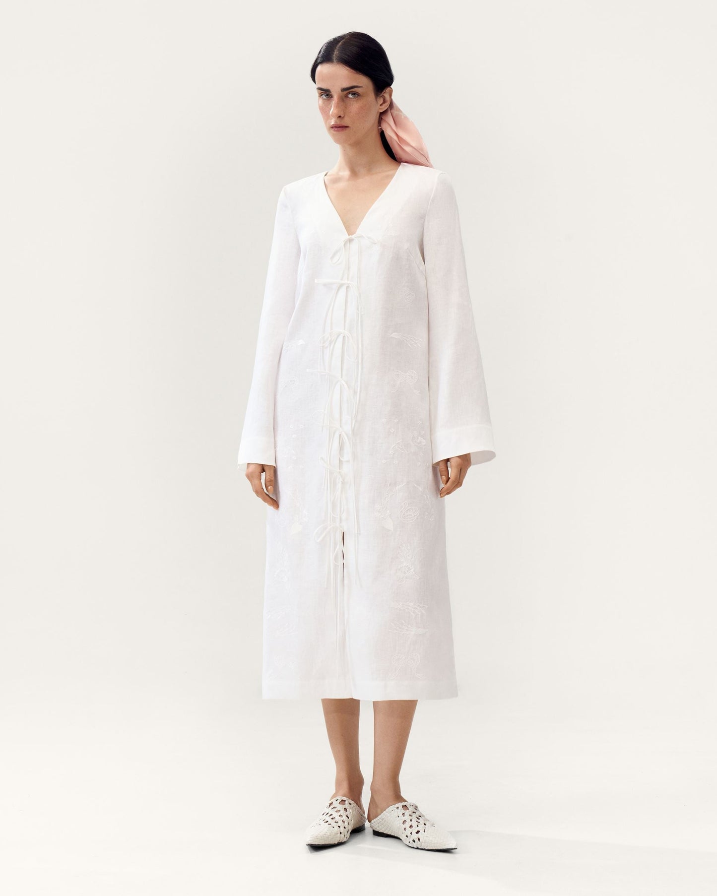 Zena Robe With Ties in Milk