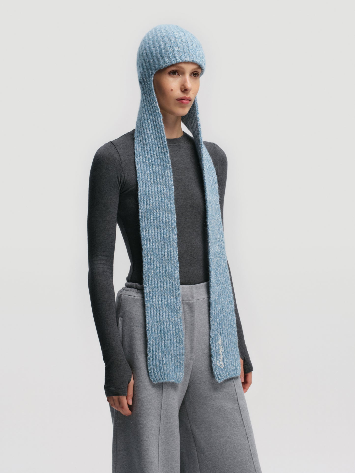 Scarf-like Beanie in Blue