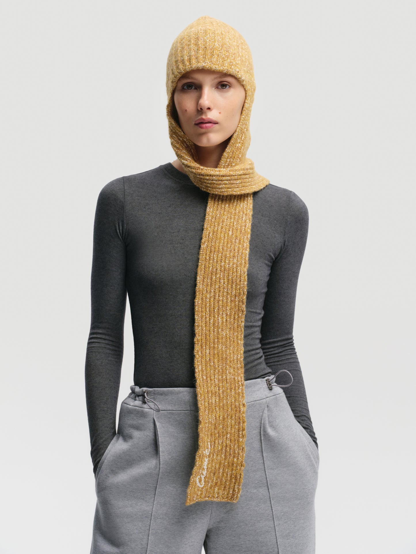 Scarf-like Beanie in Yellow