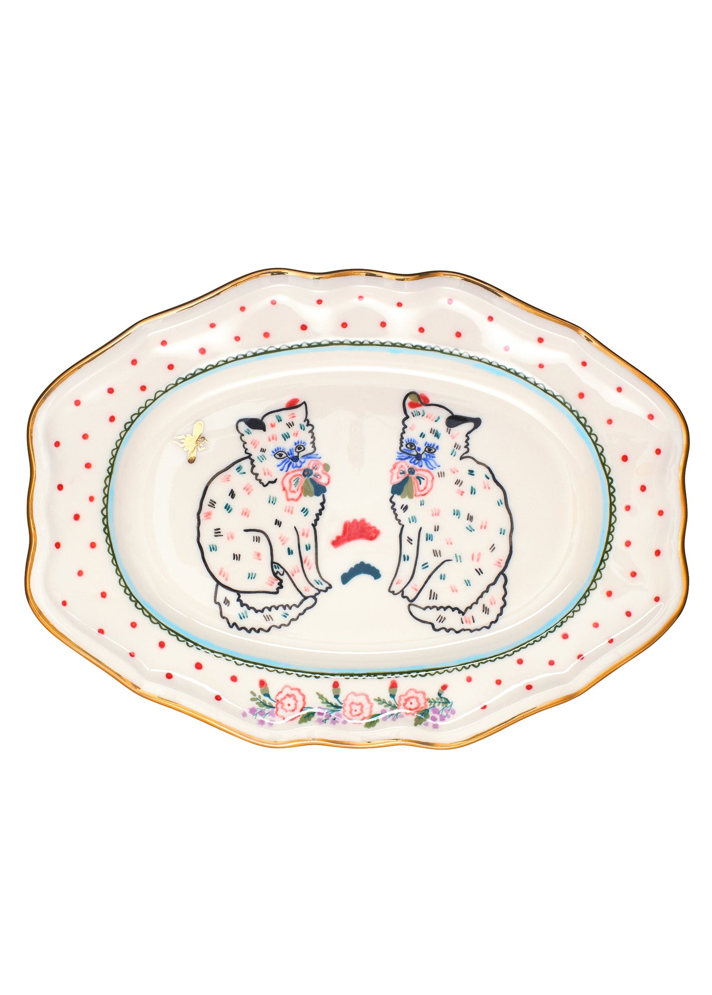 Oval plate with kittens