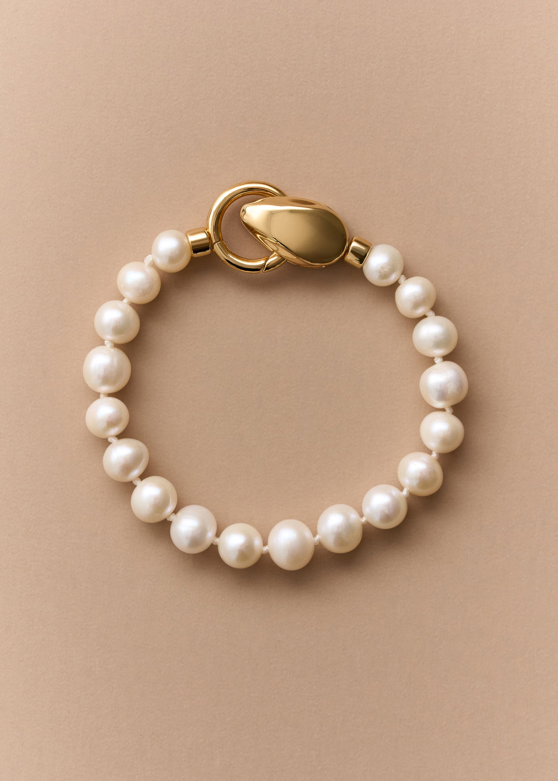 What is Artisan Jewelry: Meaning and Main Characteristics