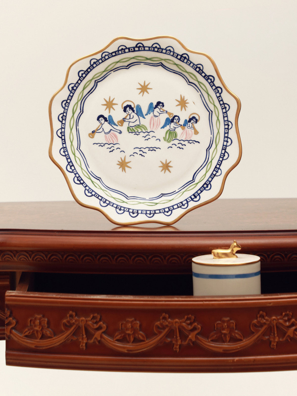 Peal Ornate Plate slide 2