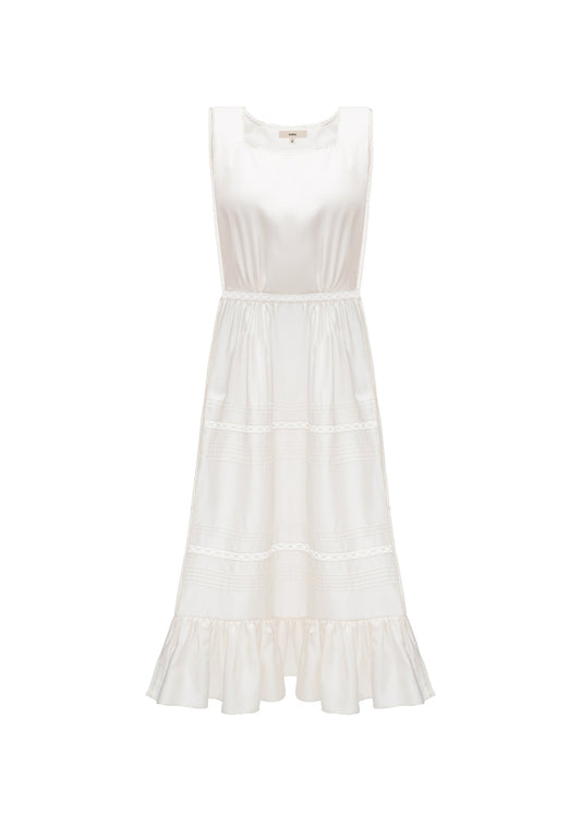 Lace Apron in Milk
