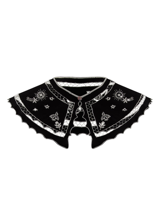 Vytynanka Triangle Collar in Black