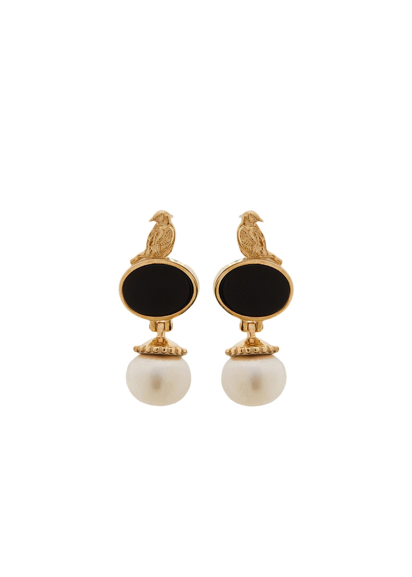Short Earring with white pearls