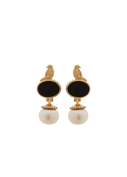Short Earring with white pearls