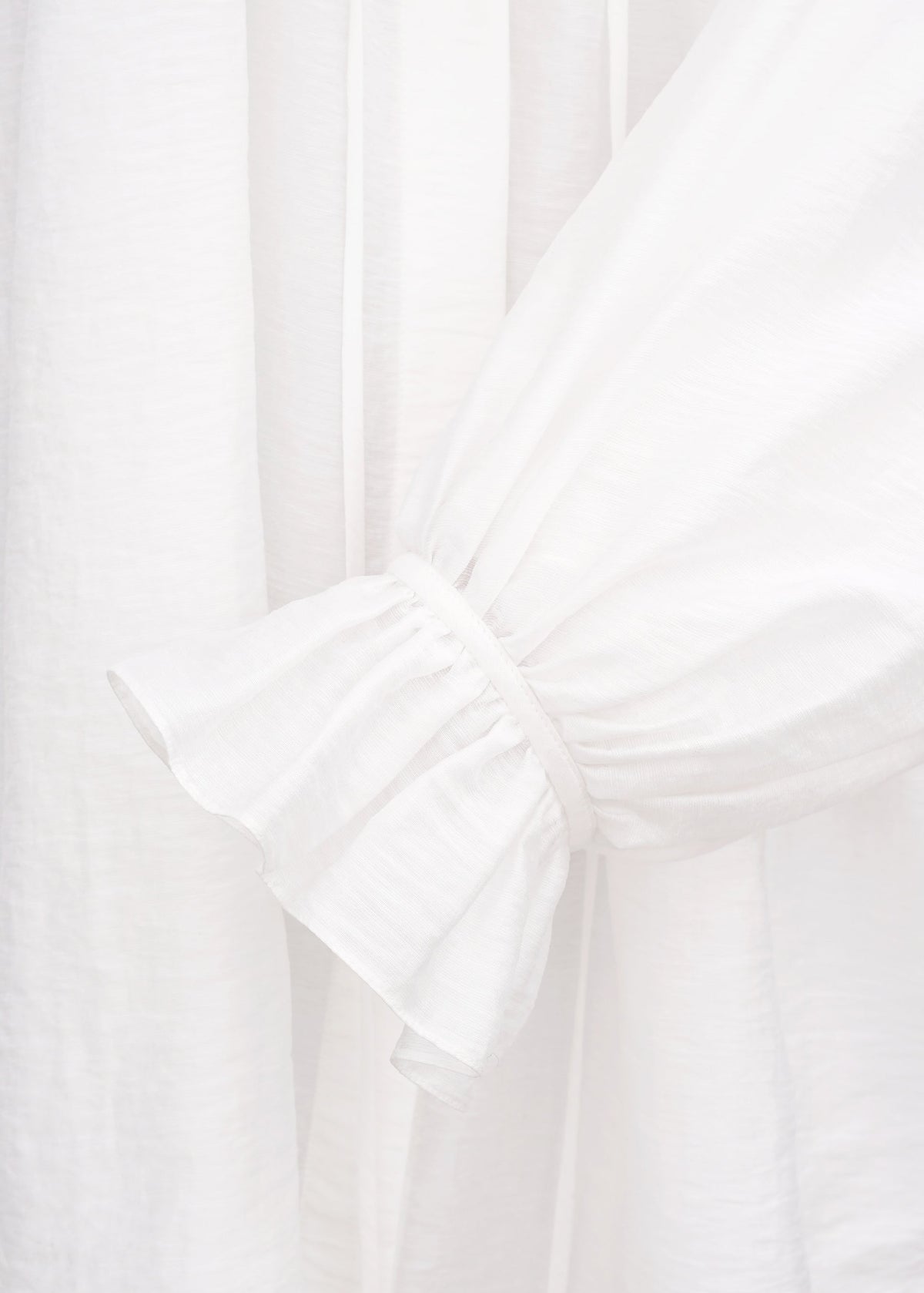 Gafiia Ruffled Blouse in White