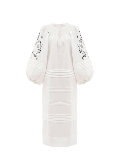 Tomila Embroidered Dress in Milk