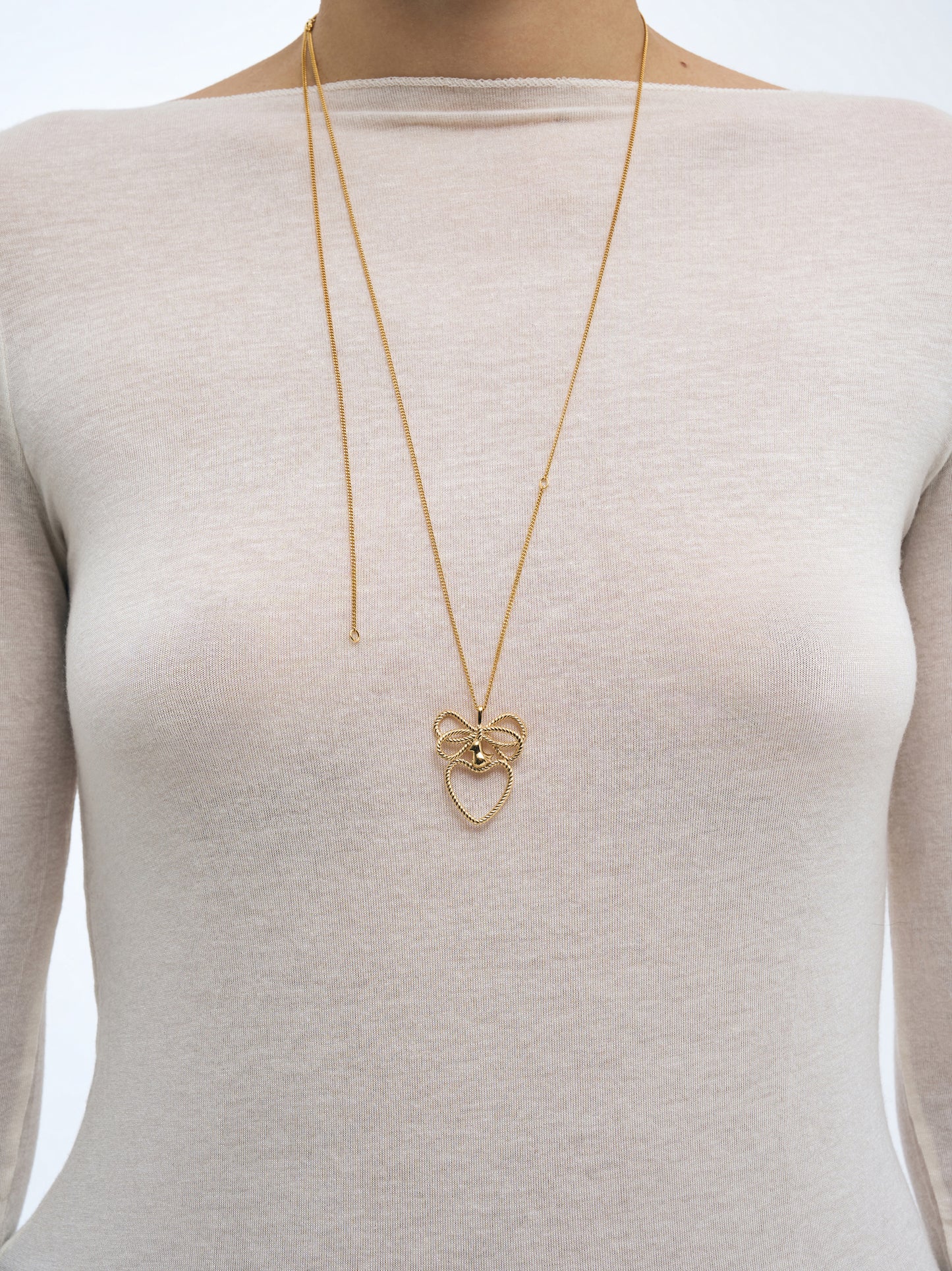 Gold-Plated Yahnusok Pendant large