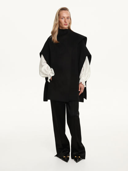 Chuga Scarf Poncho in Black