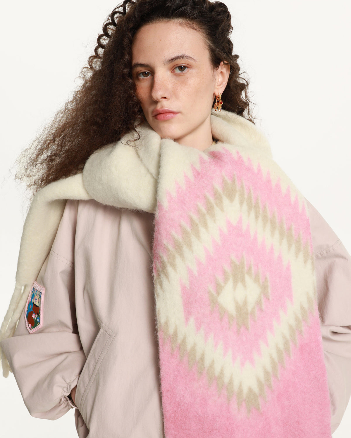 Geometria Scarf in Pink slide 2
