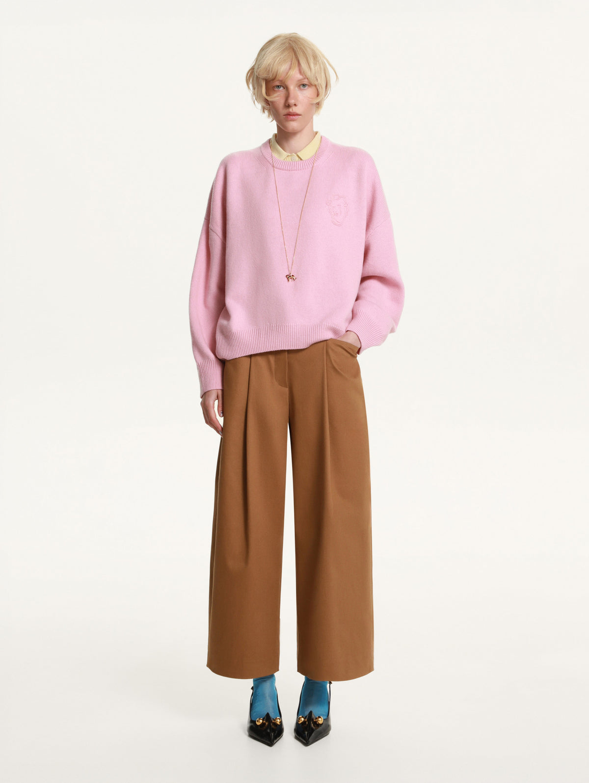 Sweater with GUNIA Embroidery in Pink
