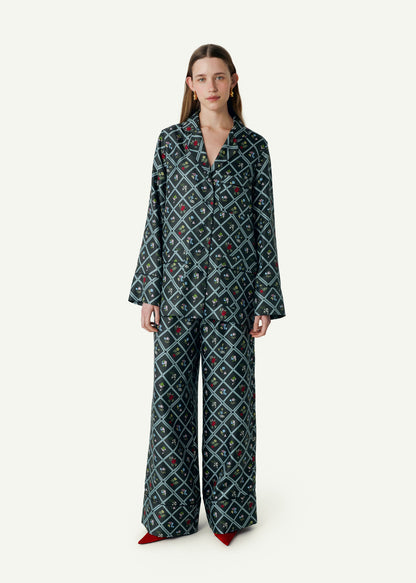 Silk Shirt in Ruzha Pattern in black