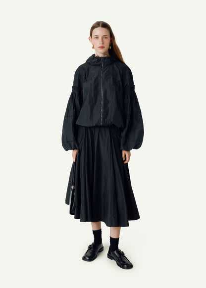 Voluminous Skirt in black