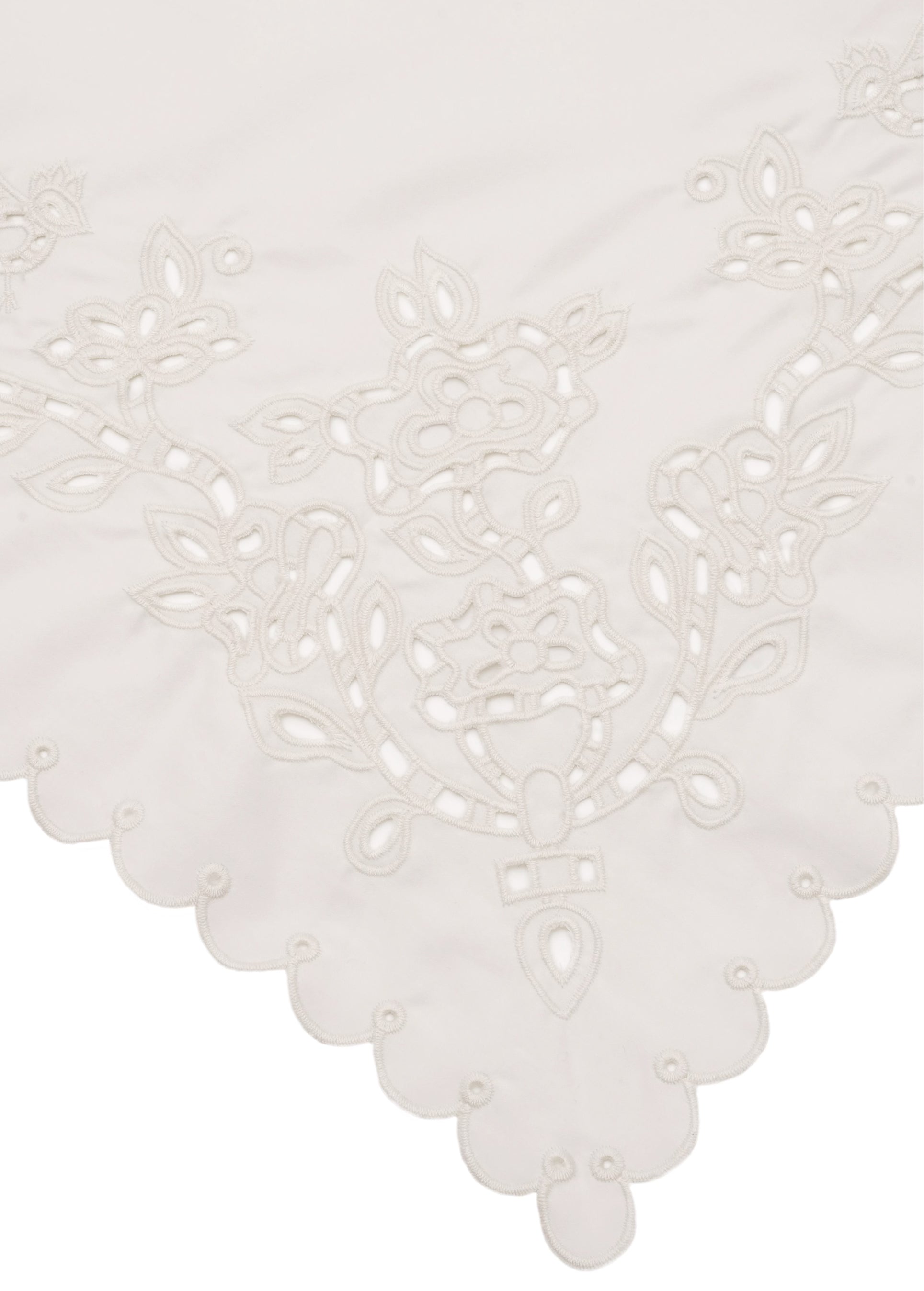 White Vytynanka Headscarf slide 2