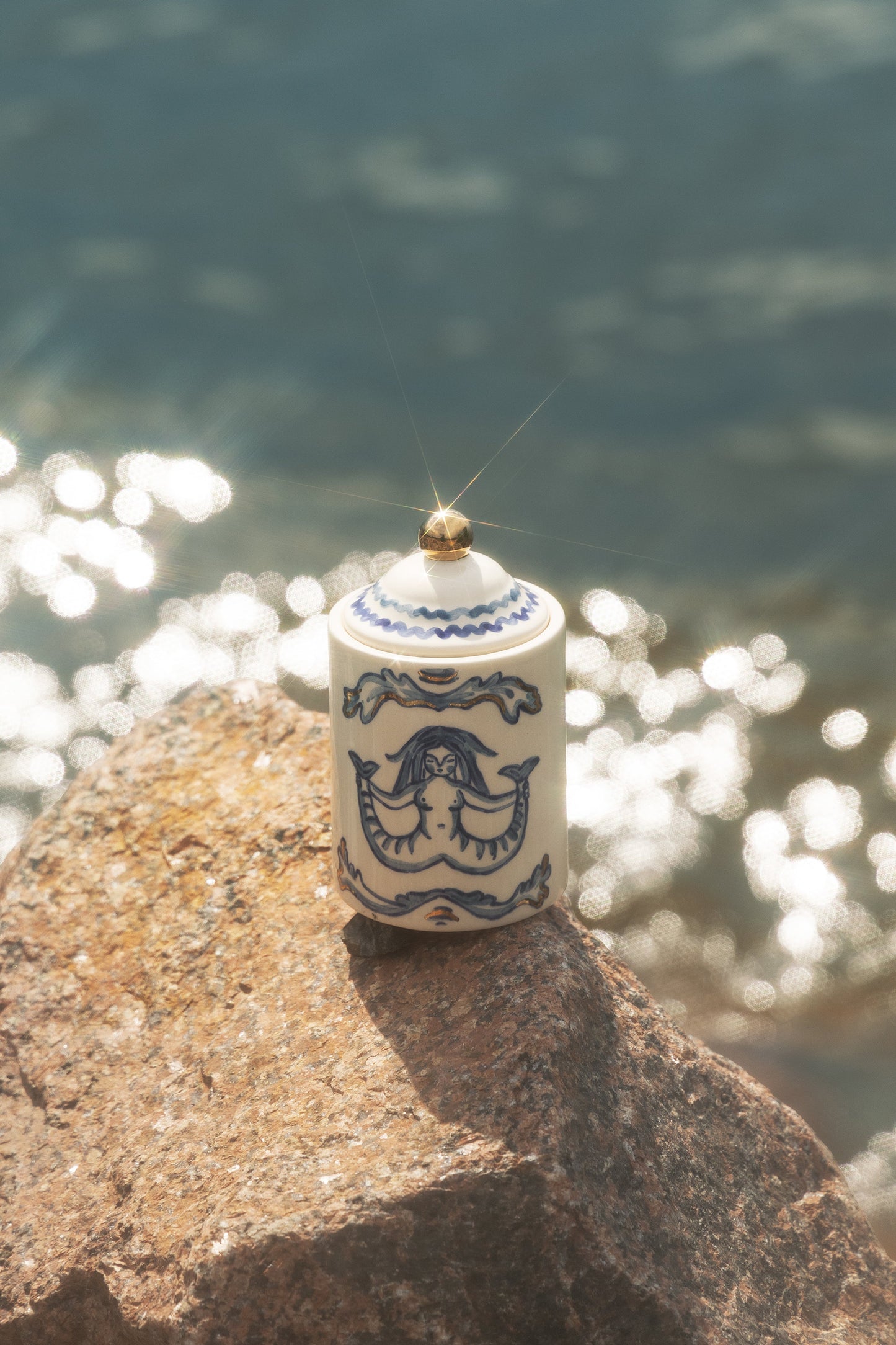 Ceramic sugar bowl "Sirens"