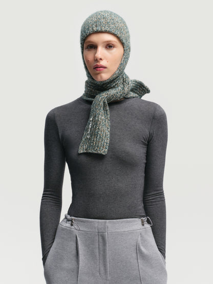 Scarf-like Beanie in Green
