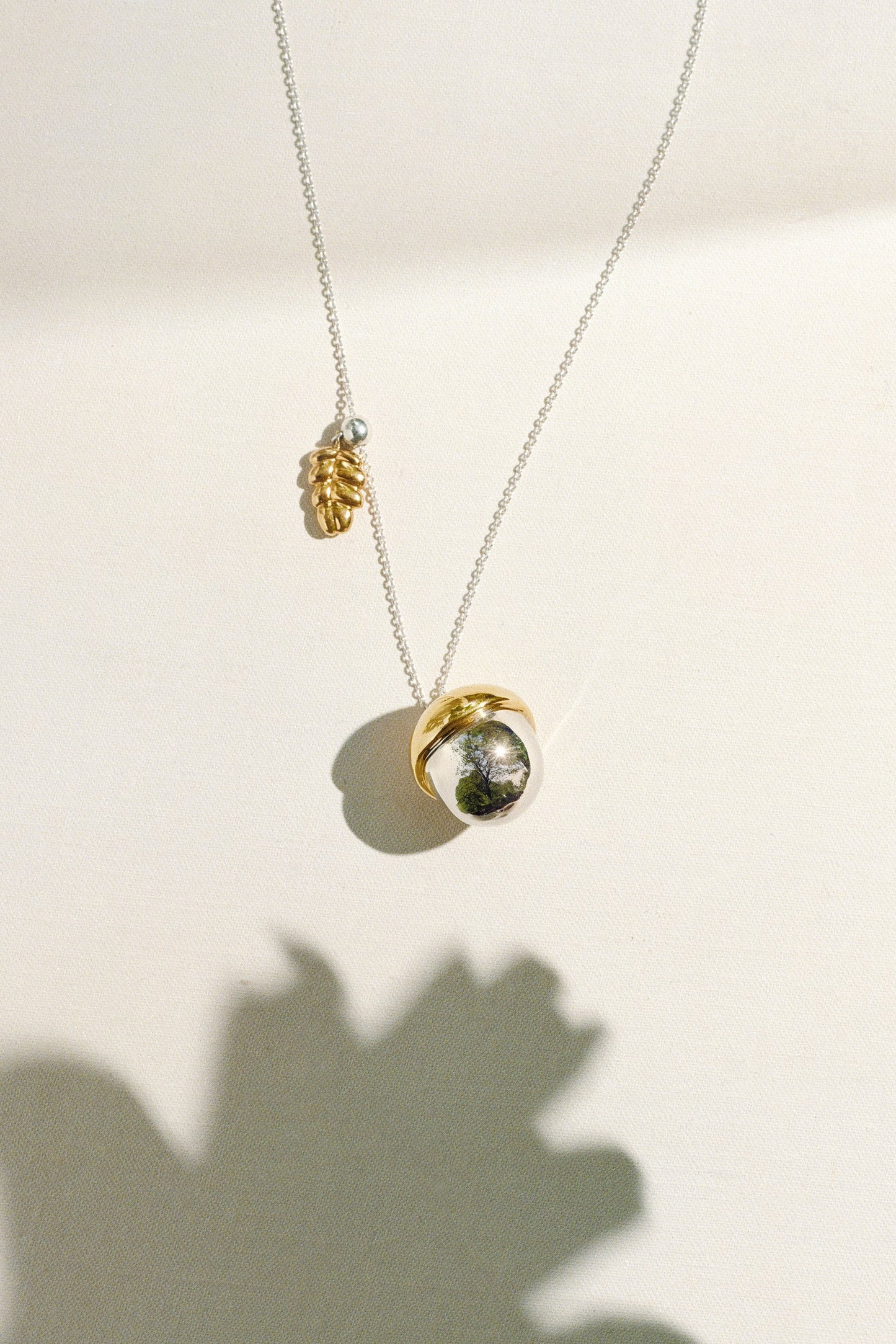 Acorn Pendant with Leaf