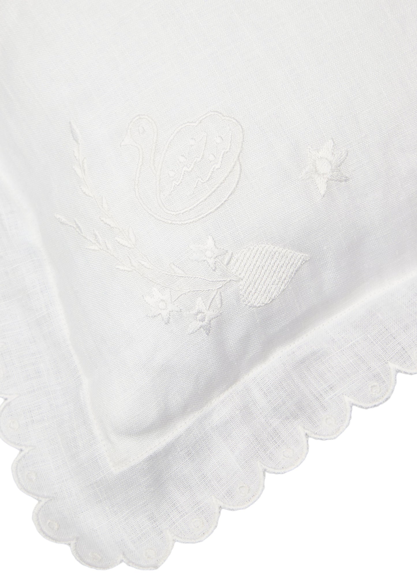Lybid Pillow