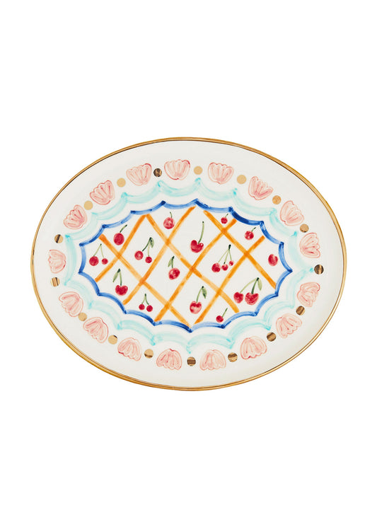 Ceramic plate with berries