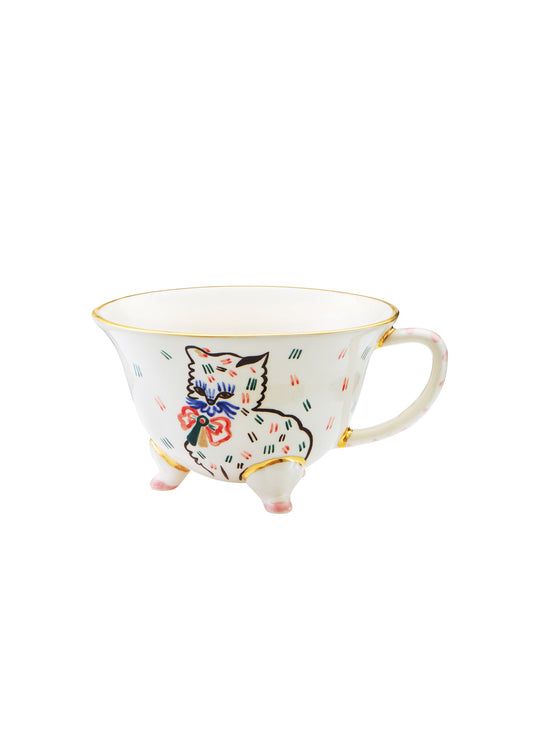 Ceramic cup with a kitten