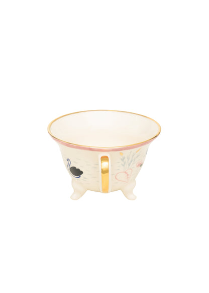 Cup Naïve Pond