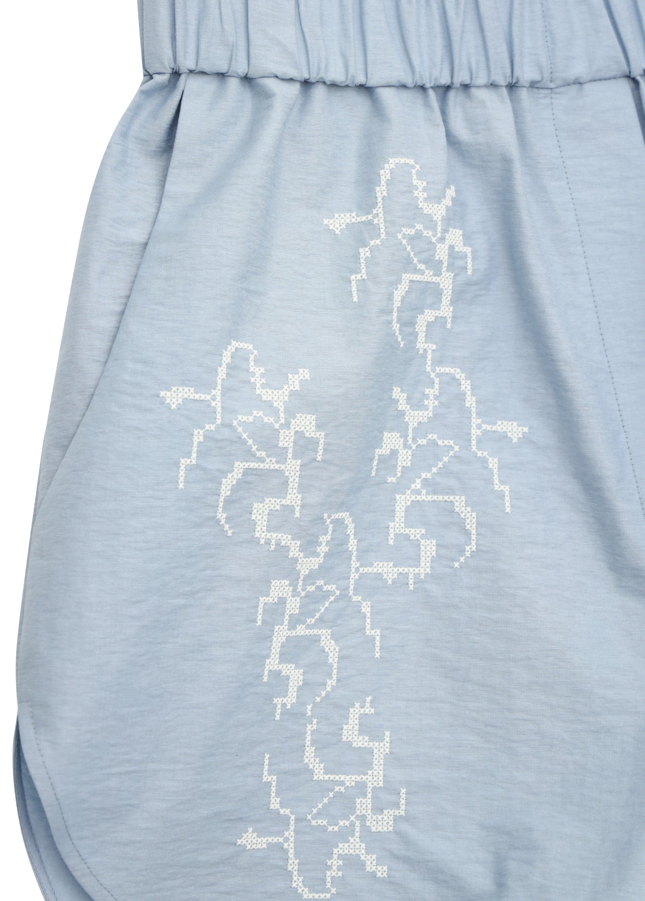 Shorts with Tyn Embroidery