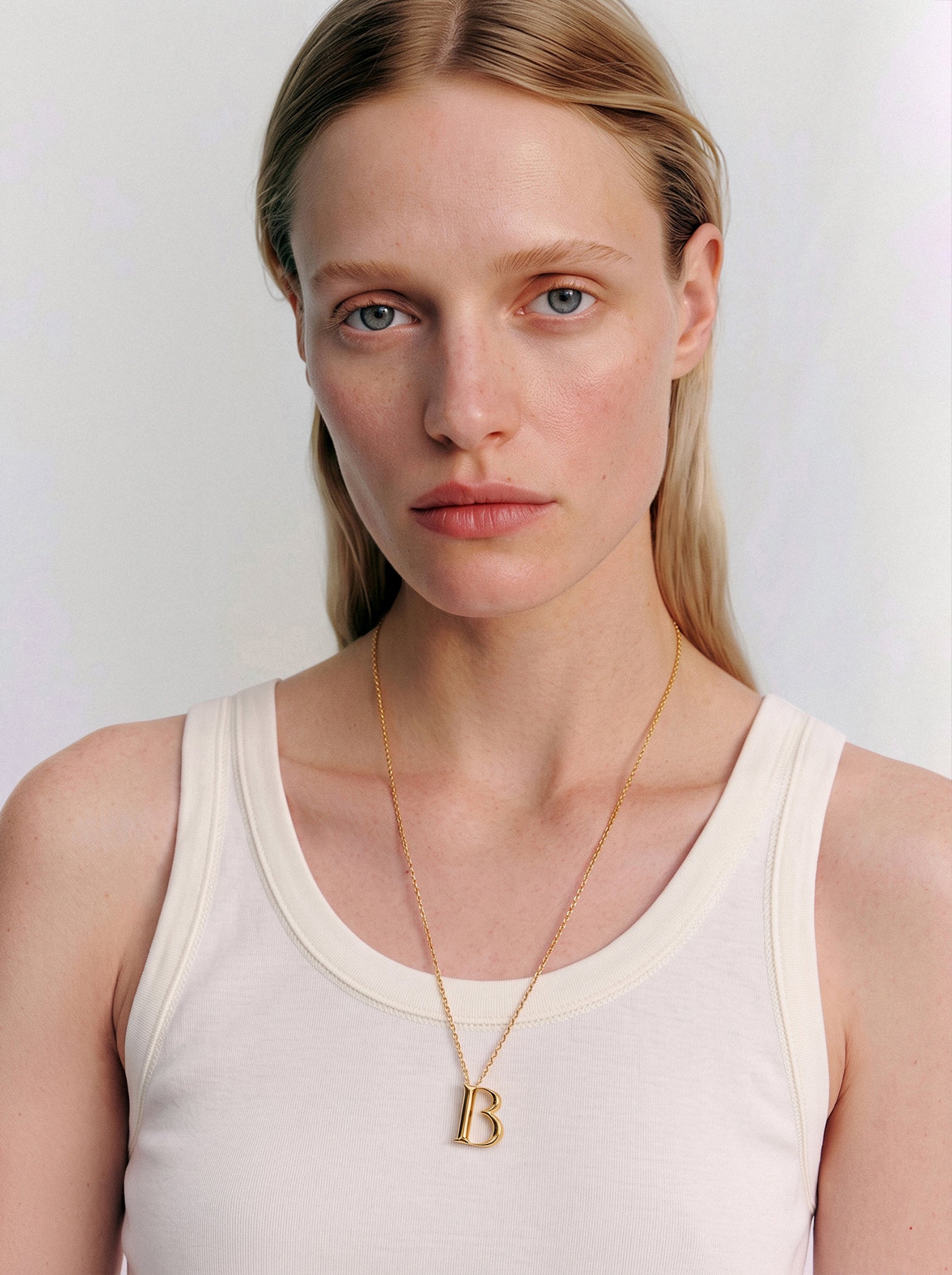 Narbut Pendant «В» Gold-Plated slide 2