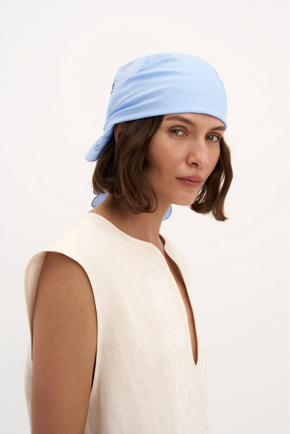 Light Blue Vytynanka Headscarf slide 2