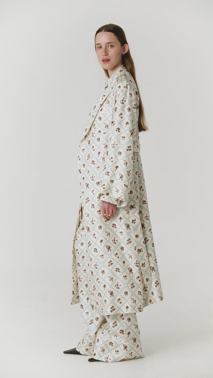 Silk Pants in Ruzha Pattern in milk