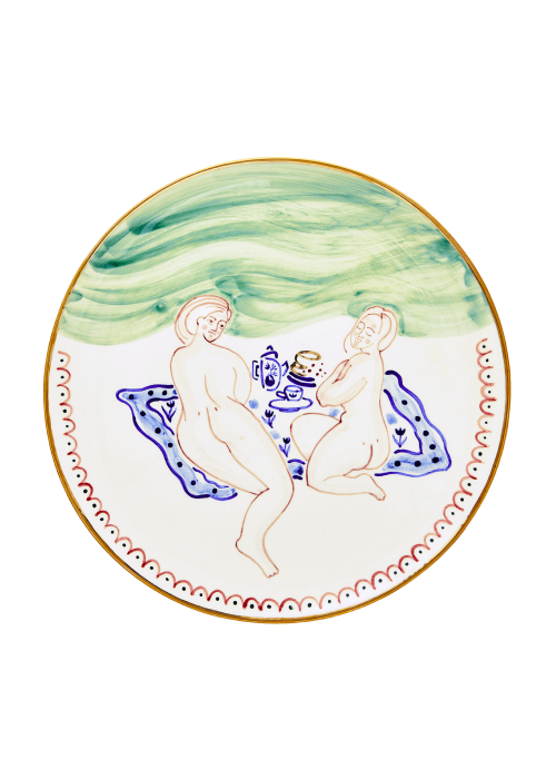 Ceramic plate with a pick-nick