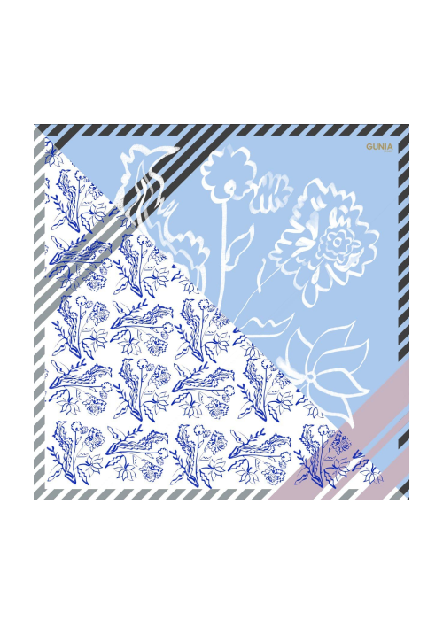 Чашка на ніжках з голубом